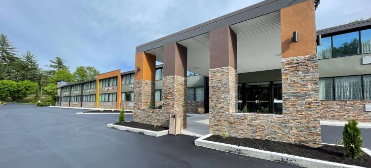 乔治湖温德姆蔚景饭店(Wingate by Wyndham Lake George)图片