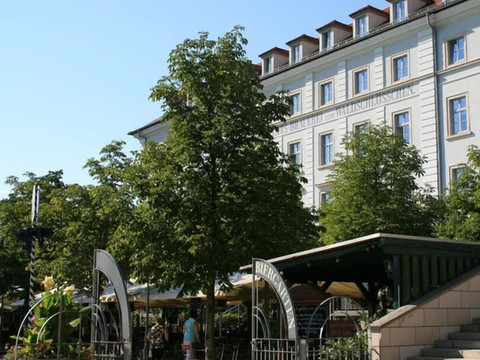 瓦德施罗森酒店