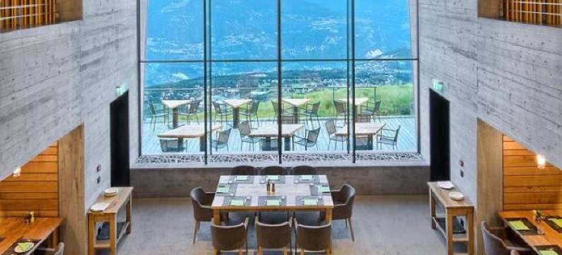 切泽隆(Chetzeron)图片