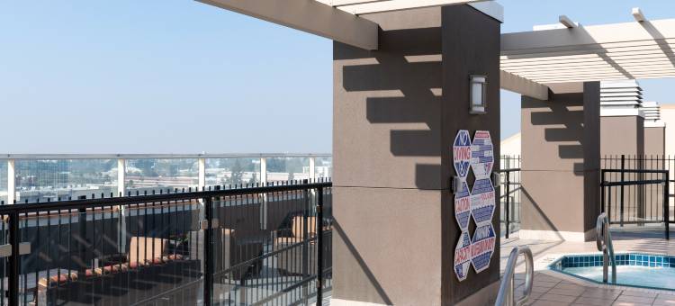 沃尔德马克阿纳海姆酒店(WorldMark Anaheim)图片