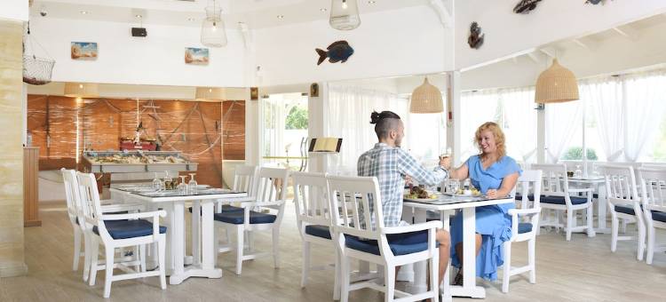 哈伊马角拉斯海马官邸酒店(Al Hamra Residence)图片