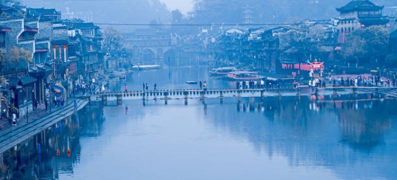 丽江古城与山而栖qi)精品南门民宿(东正街分店)图片
