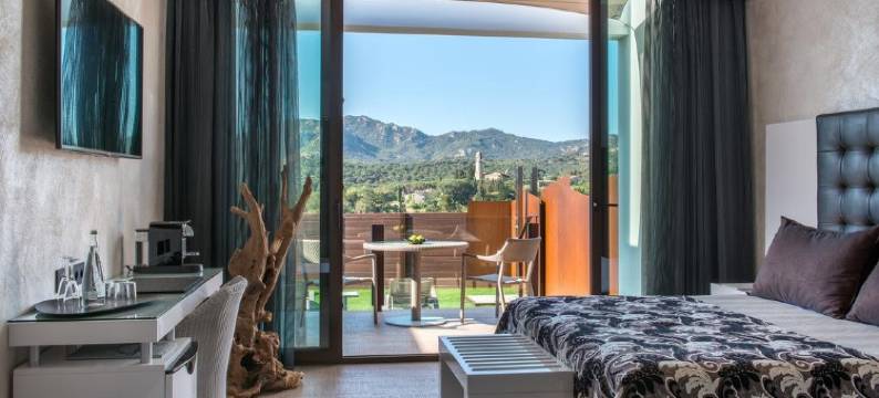 纳图拉塔皮欧拉斯套房饭店(Suites Natura Mas Tapiolas)图片