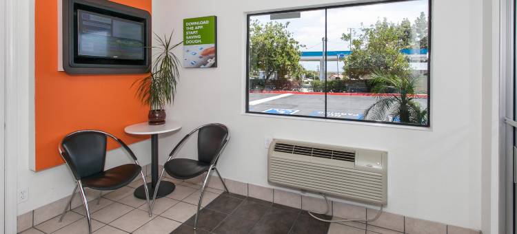 洛杉矶柔似密6号汽车旅馆(Motel 6 Rosemead, CA - Los Angeles)图片