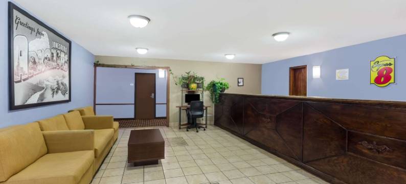 琼斯伯勒速8酒店(Super 8 by Wyndham Jonesboro)图片