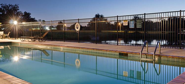比洛克西拉昆塔温德姆套房酒店(La Quinta Inn & Suites by Wyndham Biloxi)图片