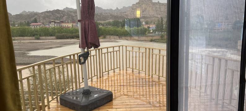 房东童哥特色民宿(张肃一级公路分店)图片