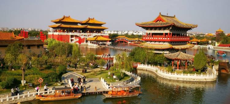 八朝古都开封宋韵驿站民宿(汴京路分店)图片