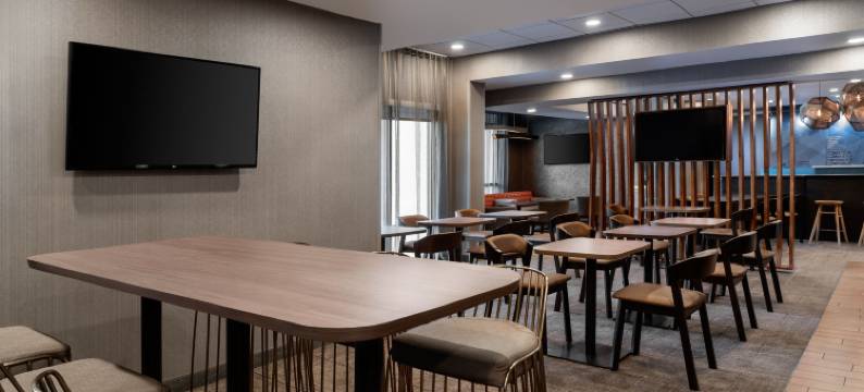 SpringHill韦斯特米夫林酒店(SpringHill Suites West Mifflin)图片