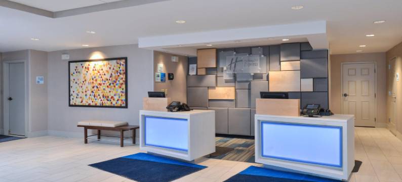 罗切斯特智选假日酒店 - 大学区(Holiday Inn Express ROCHESTER - UNIVERSITY AREA by IHG)图片