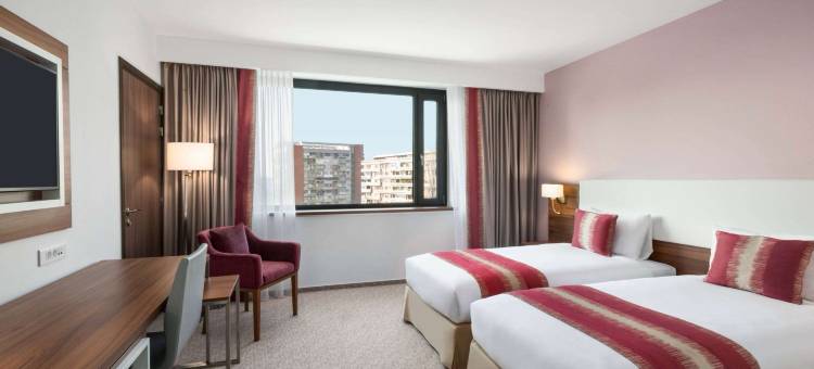克拉约瓦温德姆华美达广场酒店(Ramada Plaza by Wyndham Craiova)图片