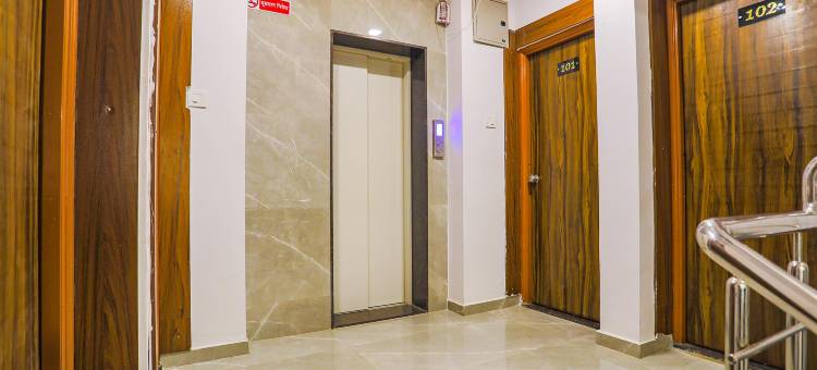 FabHotel Royal Stay - Beltarodi图片