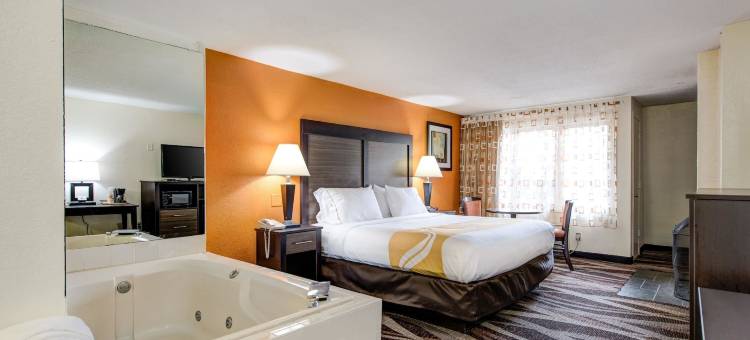 凯艺酒店-加特林堡市区溪畔(Quality Inn Creekside - Downtown Gatlinburg)图片