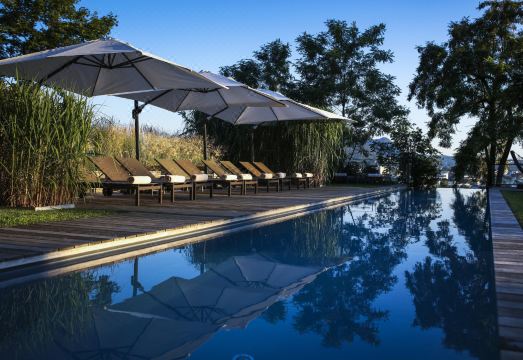 Le Clos des Sens Over view