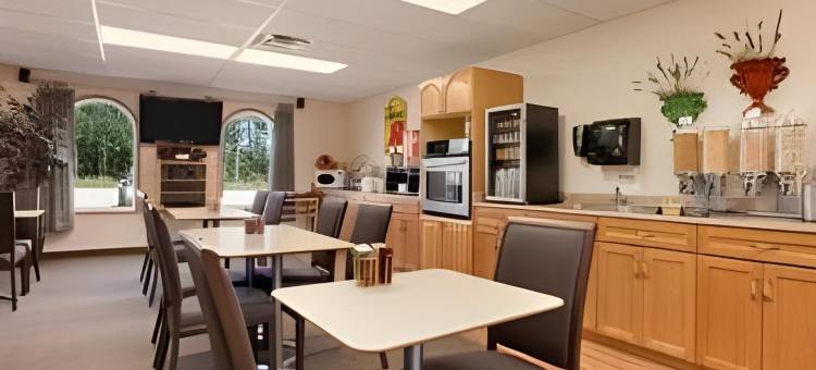 阿萨巴斯卡速8酒店(Super 8 by Wyndham Athabasca AB)图片