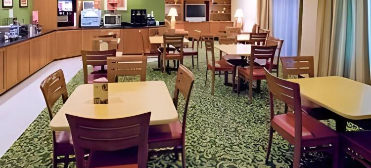 万枫纳帕谷区万枫套房酒店(Fairfield Inn & Suites Fairfield Napa Valley Area)图片