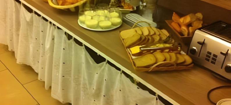 布里特阿里戈酒店(Brit Hotel Alghotel)图片