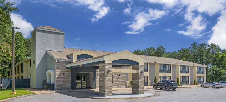 塔斯卡卢萨大学附近罗德威酒店(Rodeway Inn Tuscaloosa Near University)图片