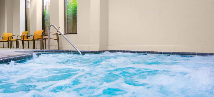 圣克劳德万怡酒店(Courtyard St. Cloud)图片