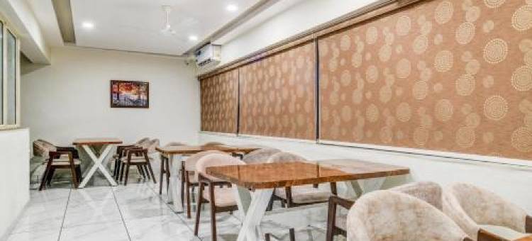 Townhouse Oak Ptc Indore Junction图片