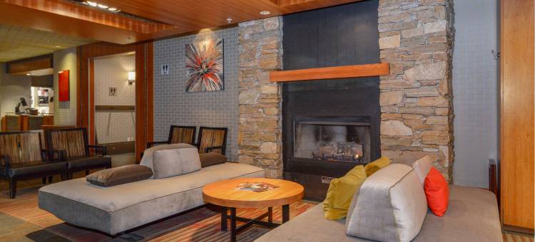 惠斯勒李斯特尔酒店(Listel Whistler, a Coast Hotel)图片