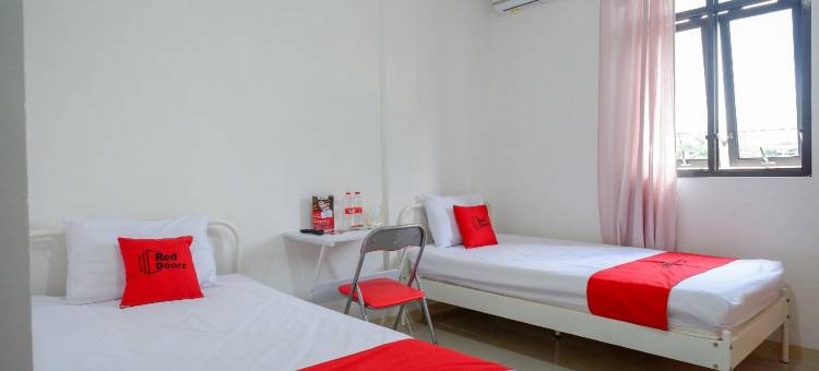 红多兹伊斯兰酒店-近詹德尔苏德曼大学2号(RedDoorz Syariah Near Universitas Jenderal Soedirman 2)图片