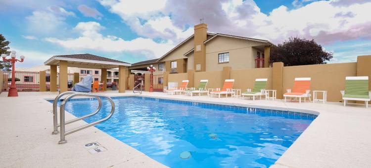 霍尔布鲁克品质酒店近化石森林(Quality Inn Holbrook Near Petrified Forest)图片