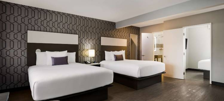 Sunset West Hotel, SureStay Collection by Best Western图片