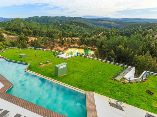 伊尼格马自然水滨酒店