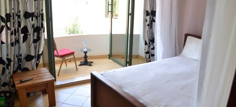 奥莱瑞酒店(Olerai Hotel)图片