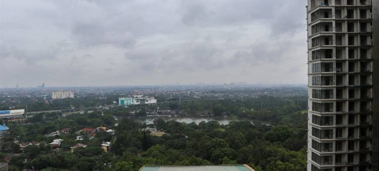 位于Transpark Cibubur 30楼的舒适2卧室公寓(Comfort 2Br Apartment at 30Th Floor Transpark Cibubur)图片
