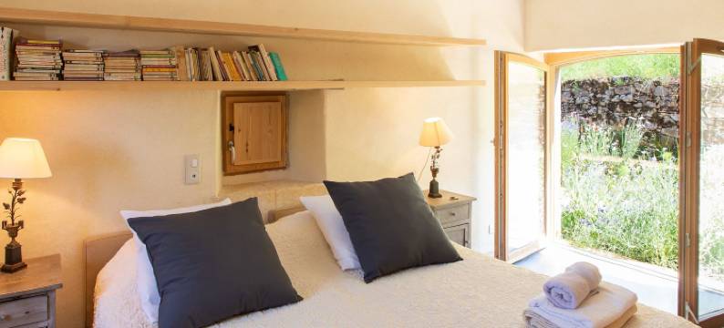 拉格朗日米洛(La Grange Milou)图片