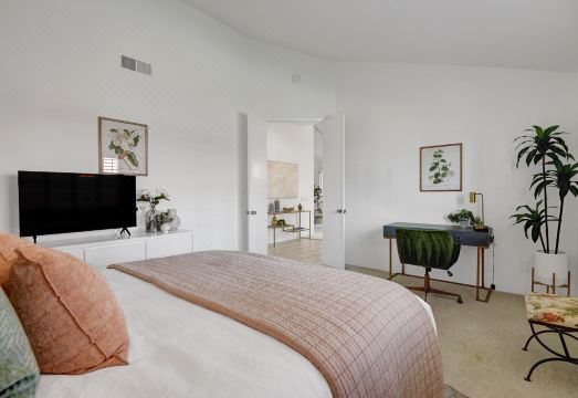 Overlooking Golf Course and Access to Pools - Stylish Escape Hotel Overview