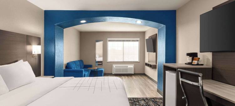 圣安东尼奥北石橡树拉昆塔温德姆套房酒店(La Quinta Inn & Suites by Wyndham San Antonio N Stone Oak)图片