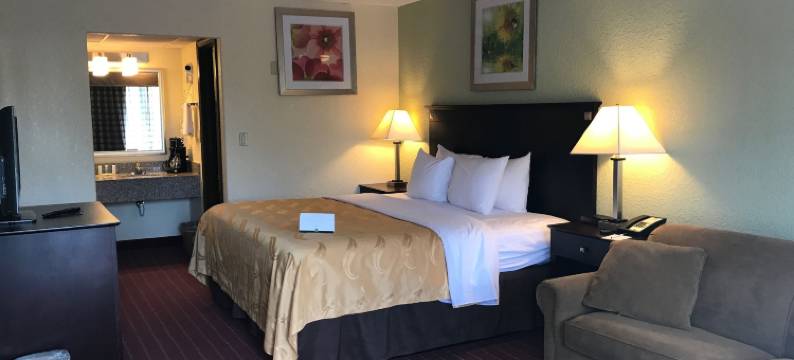 亨廷品质酒店(Quality Inn)图片