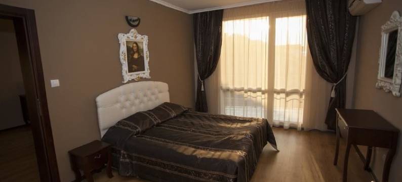 罗森奈特红酒店(The Red Lozenets)图片