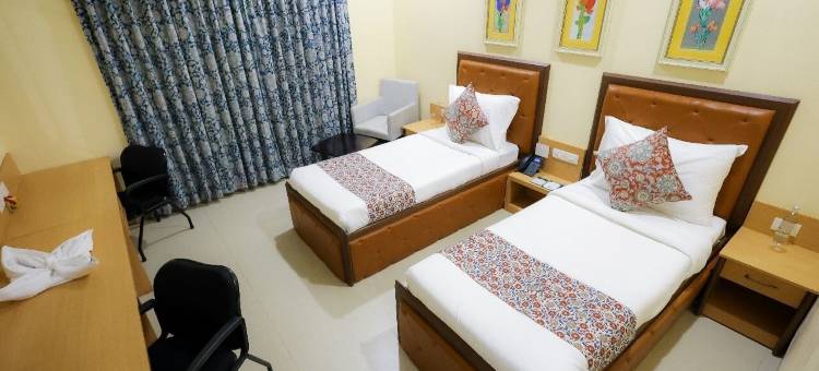 梅费尔世界杯村(Mayfair World Cup Village)图片