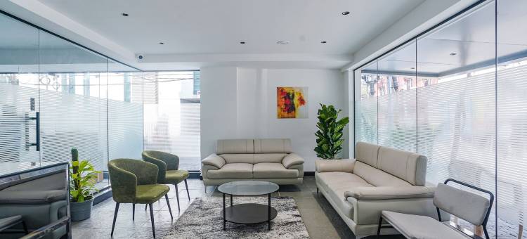 Fabhotel Prime Cloud 5工作室(FabHotel Prime Cloud 5 Studios)图片