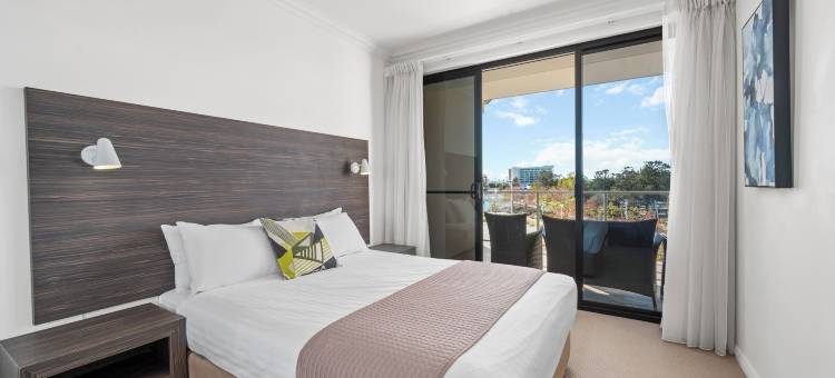 海豚码头公寓(Dolphin Quay Apartments)图片