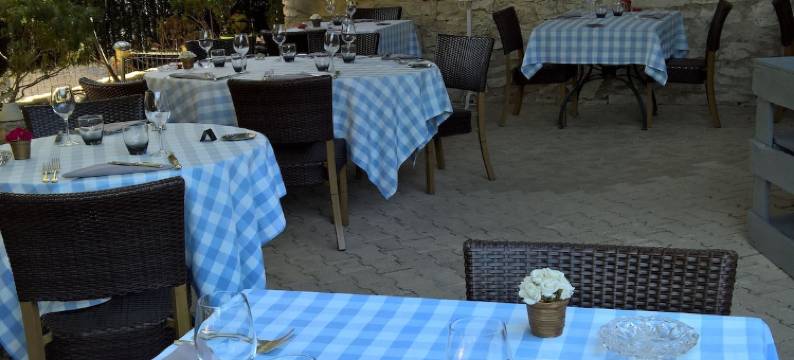 塔威尔客栈(Auberge de Tavel)图片