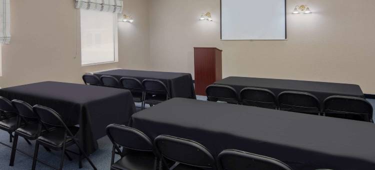 道格拉斯维尔亚特兰大呗盟套房酒店(Baymont by Wyndham Douglasville Atlanta)图片