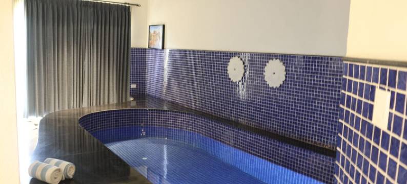 拉米皇家度假村和水疗中心乌代布尔(Ramee Royal Resort & Spa - Udaipur)图片