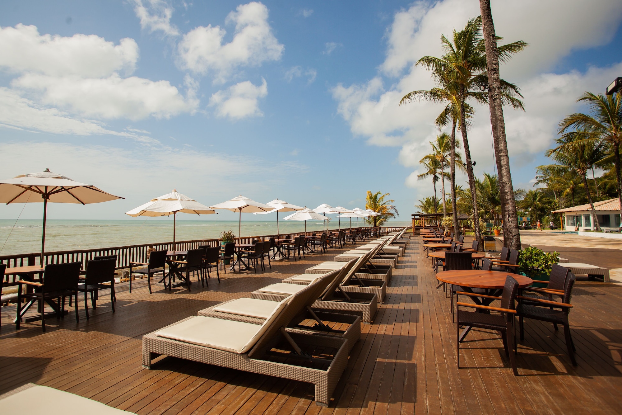 Saint Tropez Praia Hotel Over view