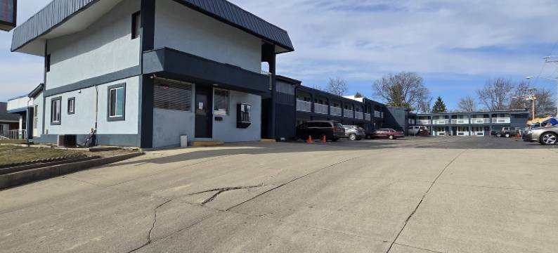 里奇蒙套房酒店(Richmond Inn and Suites)图片