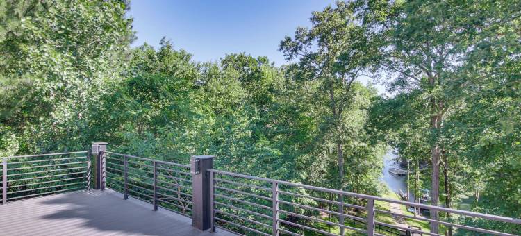 船坞和电影院：怀利湖度假屋(Dock and Home Theater Pet-Friendly Lake Wylie Home)图片