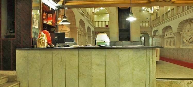 依伦斯山巴古铁塔国际酒店(Iroomz Shanbhag Towers International)图片