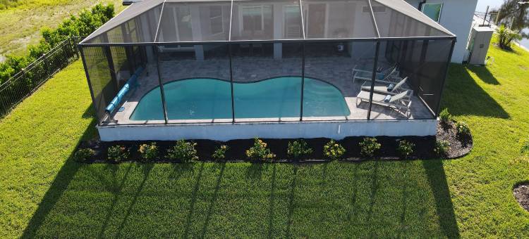 Phoenix, quite Area, Pool and great water few图片