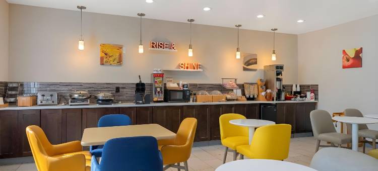 曾斯维尔市中心的舒适套房酒店(Comfort Inn & Suites Zanesville City Center)图片