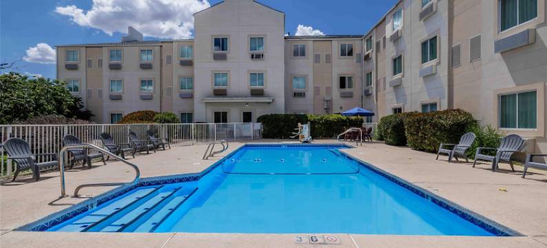 阿尔伯克基北6号汽车旅馆(Motel 6 Albuquerque, NM - North)图片