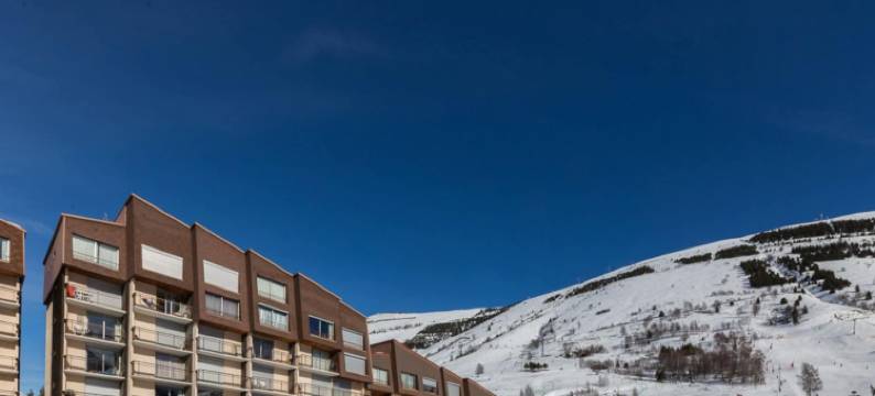 Alpine Comfort with Balcony图片